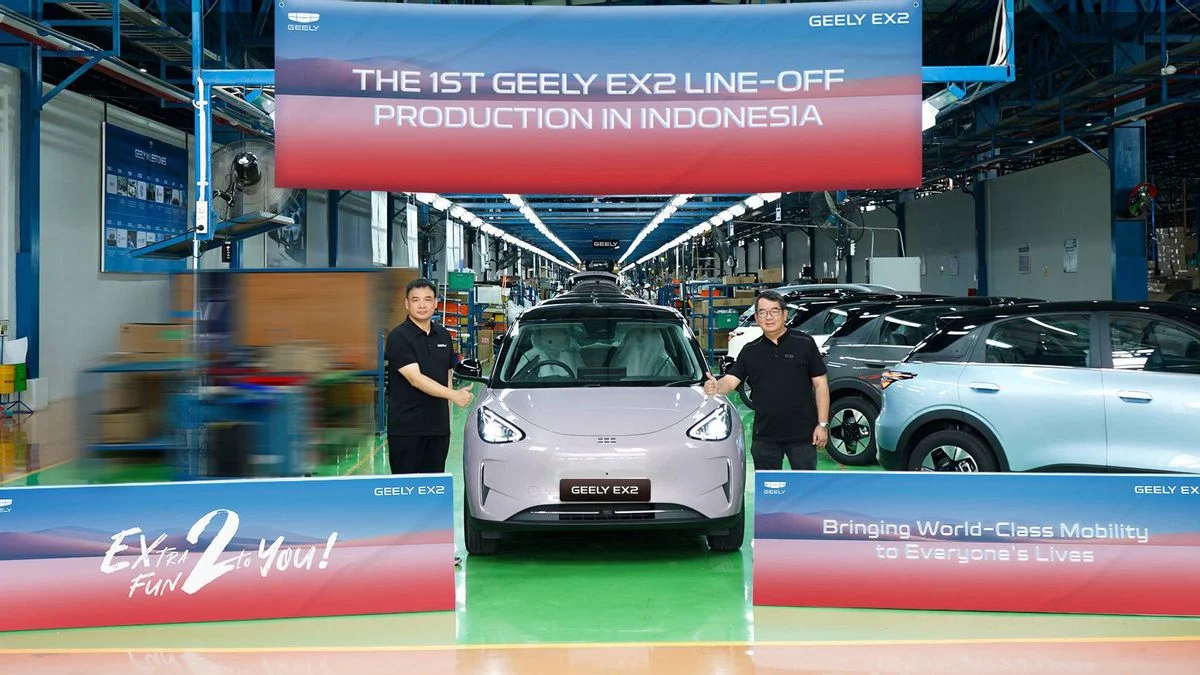 Banjir Pesanan! Produksi Lokal Geely EX2 Digandakan, Konsumen Siap-siap Terima Unit Lebih Cepat!