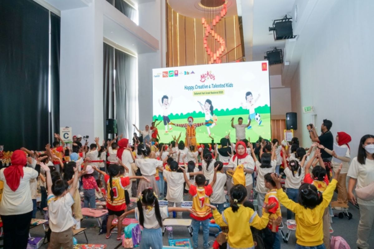 Demi Masa Depan Bangsa, Wuling Gelontorkan Fasilitas Pendidikan di Bekasi, Rayakan Hari Anak Nasional dengan Aksi Nyata!
