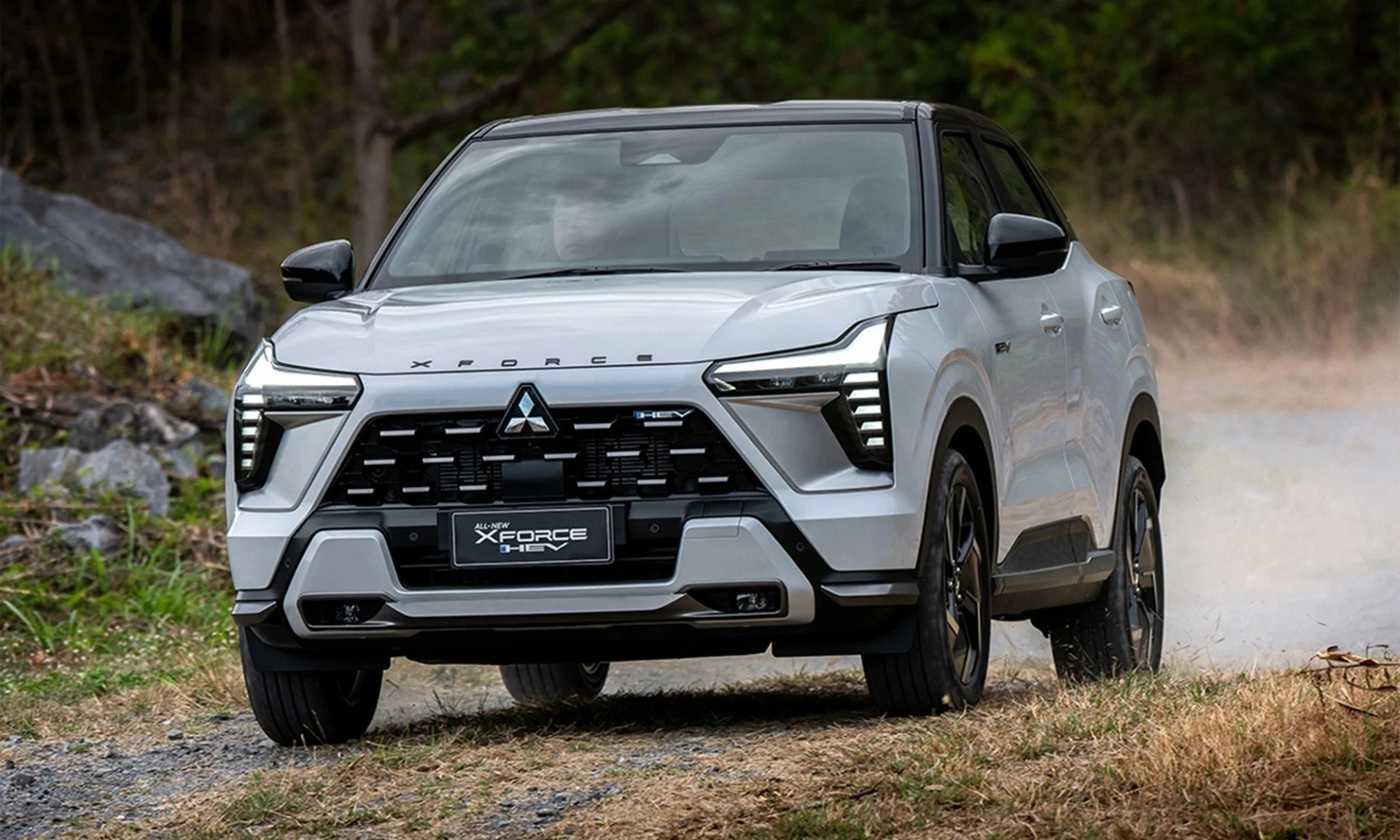 Revolusi Elektrifikasi Mitsubishi: New Xforce HEV Menjadi Bintang GIIAS 2026, Siap Jadi Andalan Baru!