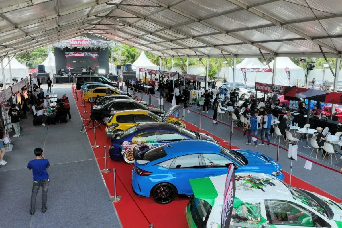 Sensasi Malam Penuh Nostalgia: Honda Culture Indonesia Night Meet Up 2026 Pecahkan Rekor Antusiasme!