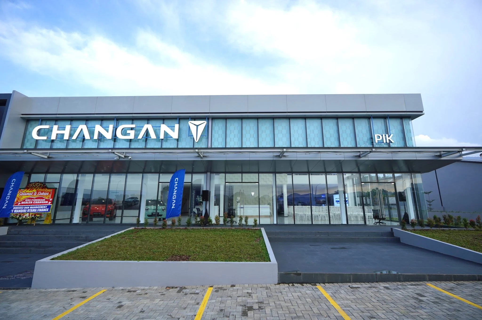 Changan Resmikan Dealer Bali, Perkuat Layanan 3S untuk Kendaraan Elektrifikasi: Membuka Era Baru di Industri Otomotif