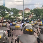 Demo di DPR: Arus Lalu Lintas Fleksibel, Polisi Pastikan Keamanan dan Ketertiban!