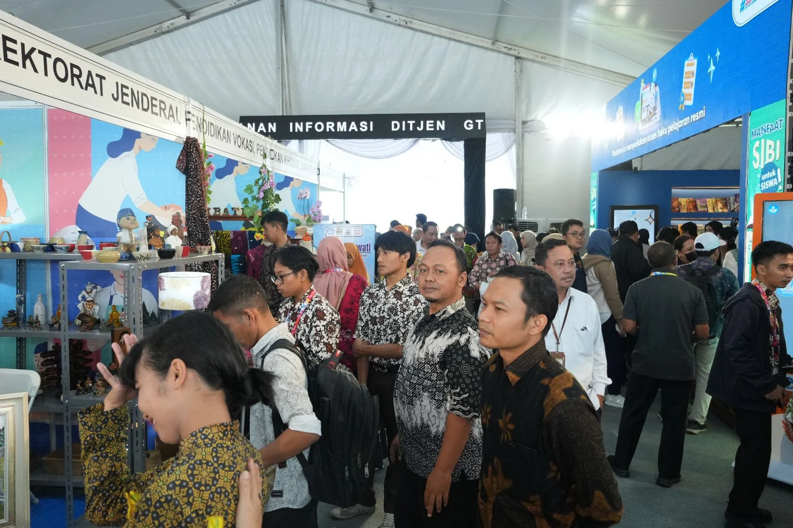 GIIAS 2026: Laris Chandra Gebrak Panggung dengan Empat Inovasi Perawatan Kendaraan Revolusioner!