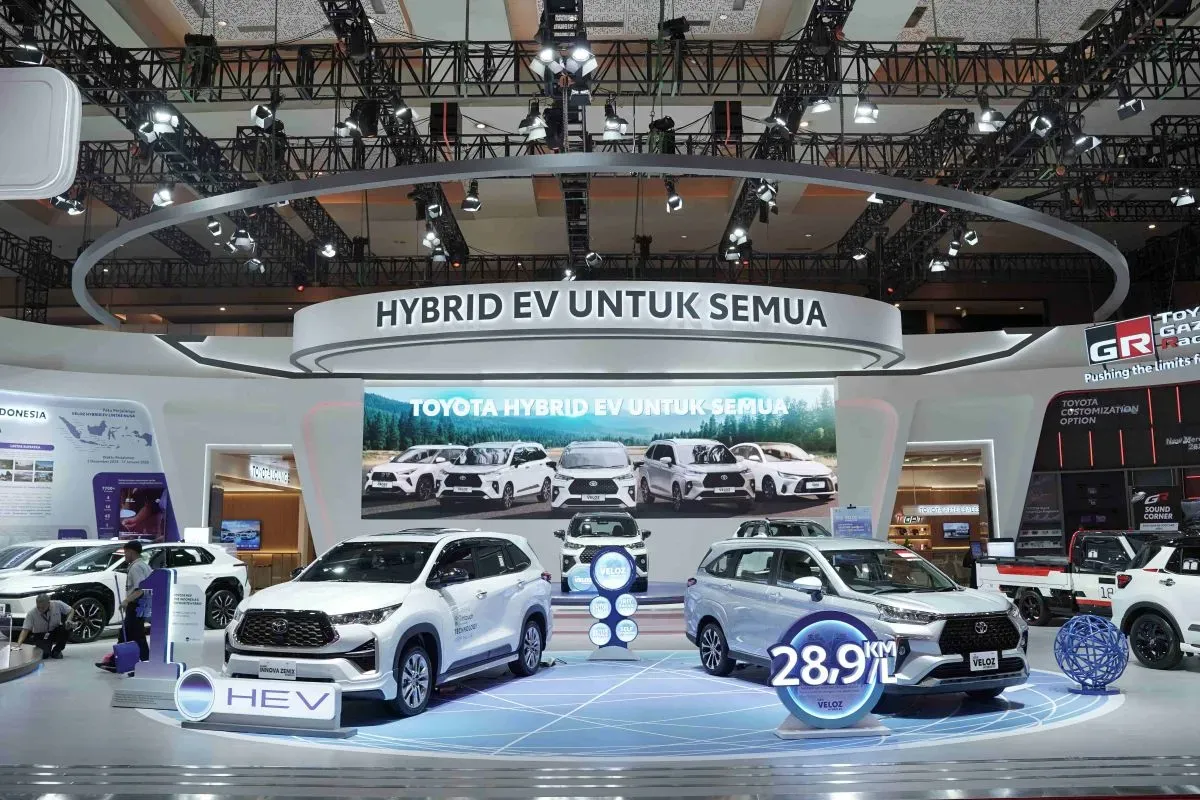 GIIAS 2026: Toyota Tancap Gas! 6.175 SPK Terkumpul, Mobil Listrik Jadi Primadona!