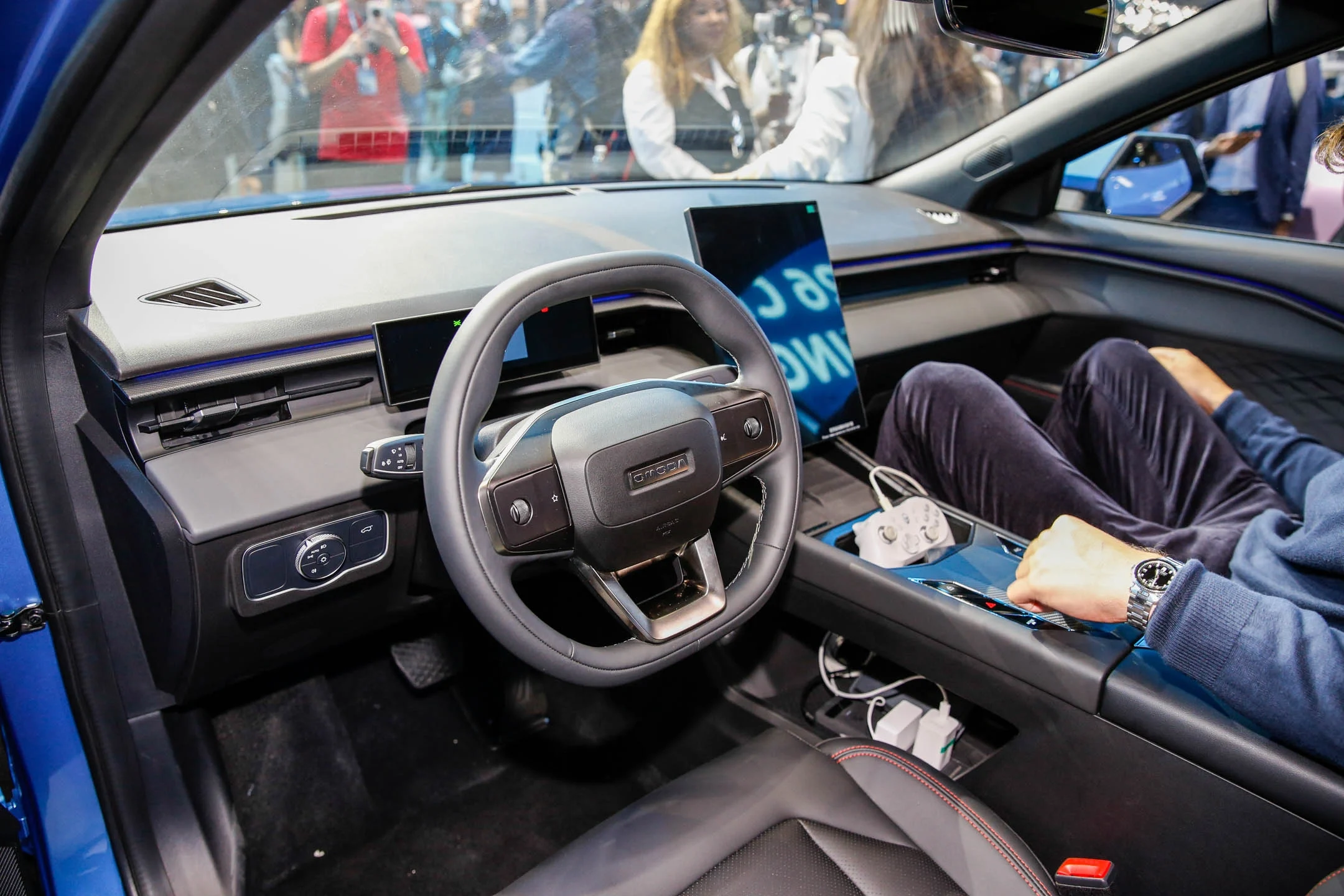 OMODA O4 Bawa AI Cockpit, Kabin Mobil Pintar Belajar Kebiasaan Pemilik, Membuat Pengalaman Berkendara Lebih Personal