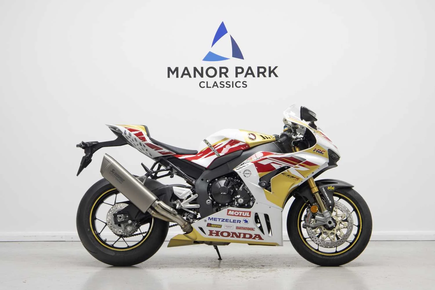 Kejutan Langka! Honda CBR1000RR-R Fireblade SP John McGuinness Edisi Spesial, Cuma 15 Unit di Dunia!
